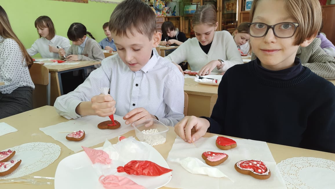 Мастер-класс Прянички в 5 А. Рисуем и дегустируем.